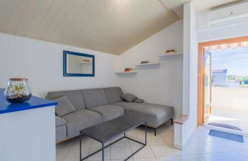 Holiday House Iris with Private Pool - Foto 19