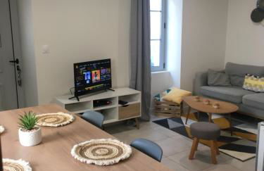 Au numéro 10 - Foto 1