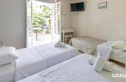 Konstantinos Pool & Fun Apartments - Photo 11