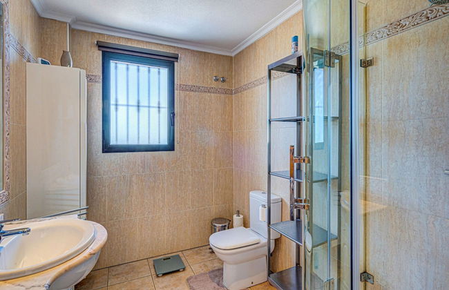 Coastal Comfort in Orihuela - Foto 22