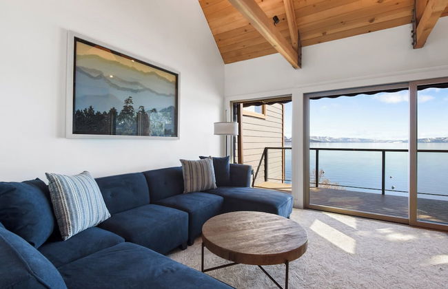 Soak in Luxury Lake Views of Tahoe From Deck - Foto 13