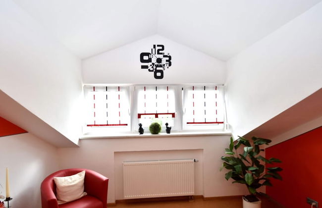 Scenic Apartment With Balcony, Garden, Deckchairs, Barbecue - Foto 6