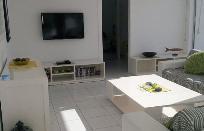 2 Bed Penthouse Apartment With Stunning Sea View - Photo 12