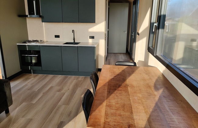 Spacious Nature Retreat - Photo 11