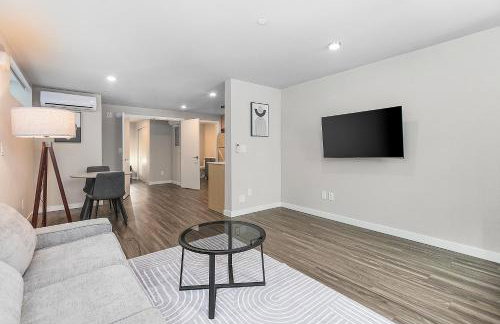 Dancing Wings Retreat Walker Paradise in Fremont - Photo 17