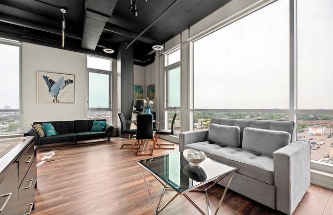 Bright Suites Finch West - Foto 1