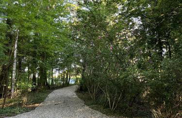 Maplewood Cottages 2 - Photo 5