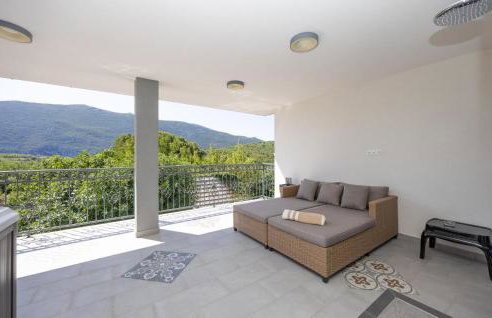 Lovely Home In Ostrvica - Photo 18