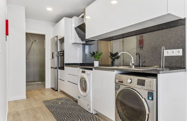 Serene Blue Escape by Madeira Sun Travel - Foto 10