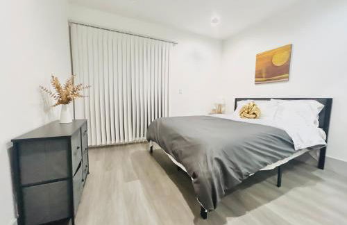 Newly Built Modern Central 2B On Sherman with Free Parking - Foto 35