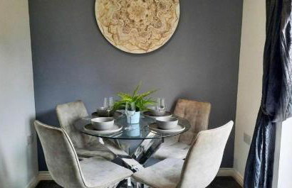 New - Modern Home from Home, 3 bedrooms, 2.5 bath - Foto 7