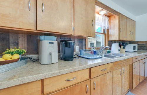 Hike, Ski and Ice Fish! Cozy Bungalow in Cedar - Foto 11