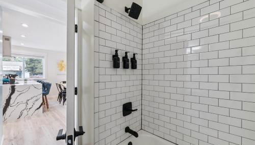 Pet Friendly, Gated Backyard, Game room, Hot Tub - Photo 3