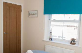 Lovely 2-bedroom Seaside Retreat with Free Parking - Foto 20