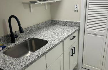 NICE in Historical Bloomingdale - Foto 3