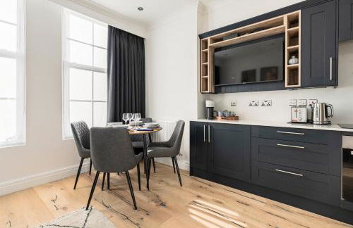 Modern aptmt, 2 Stops to Central London, Smart lock, Netflix - Foto 13