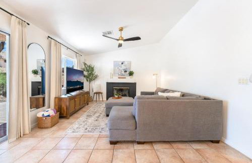 Luxury Vegas Escape,Pool, Playroom & Mtn Views - Foto 5