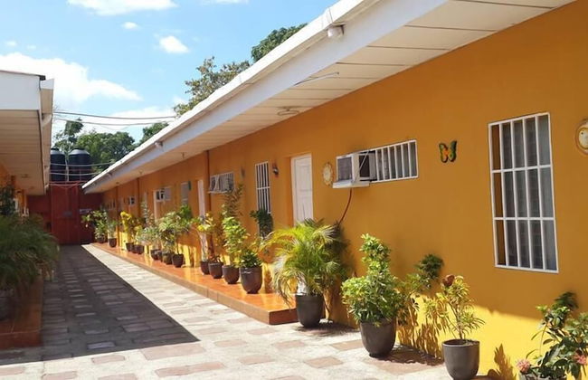 Apartamentos Los Angeles Managua - Photo 1