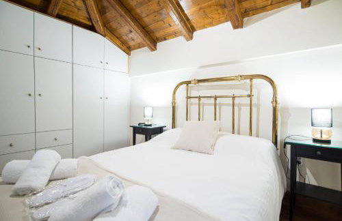 Cozy Attic Suite - Elia Apartments Chrisso - Foto 13