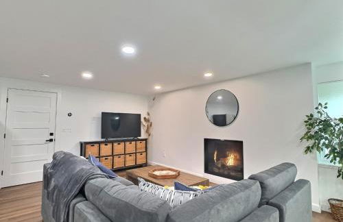 CubsCorner - Pool, Sauna, Gym, Close to Mountain! - Foto 15