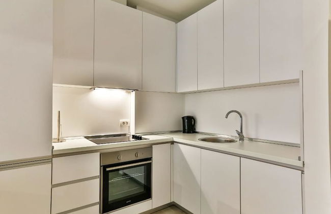 ROYAL GARDENS Apartments - Photo 76