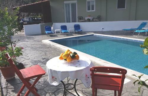 Greek Style Ground Floor Apartment & Pool - Foto 43