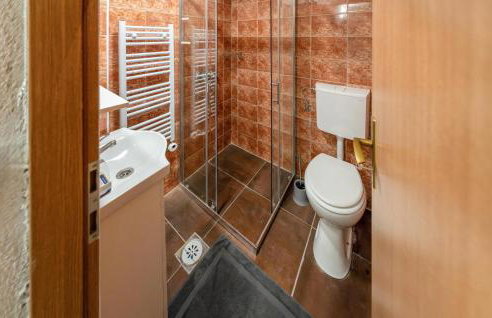 3 Bedroom Cozy Home In Krivaja Vojnicka - Foto 32