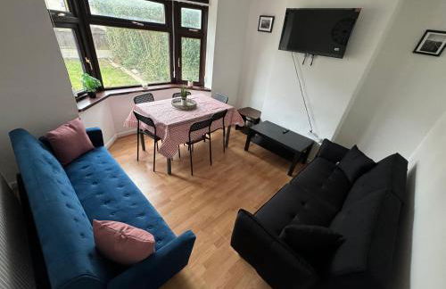 Cosy 4 Bedroom Birmingham - Foto 15