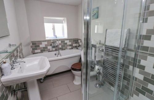 Low Cartmell Fold - Photo 25