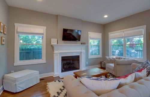 Perfect for Groups - Fenced-In Yard Pet Friendly - Foto 12