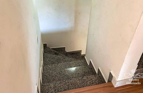 Casa Triplex com 03 Suítes, Cond no Centro Gramado - Foto 14