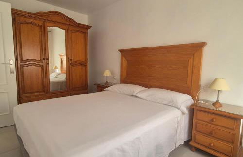 Apartamentos Bajel - Photo 33