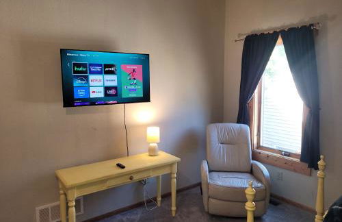 The Coral Castle - Gorgeous and Great Location! - Photo 46