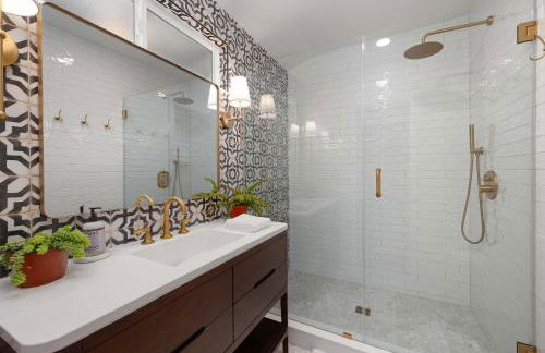 Backyard Oasis Renovated 10min to Beach Villa - Foto 38