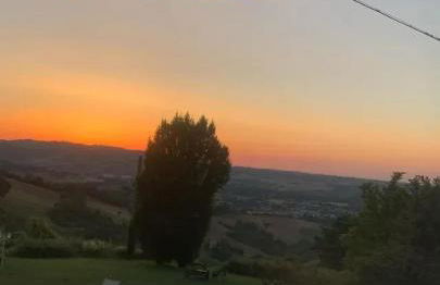 Comfortable villa lower level in Montelabbate with private pool - Photo 54