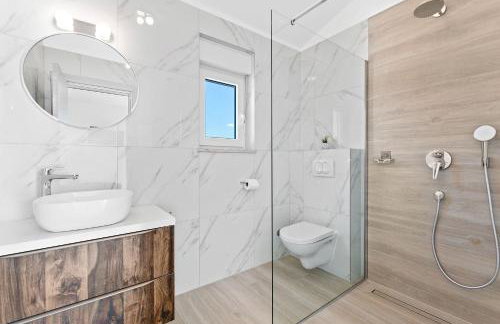 Villa mit Privatpool, Ping-Pong, BBQ - Foto 17