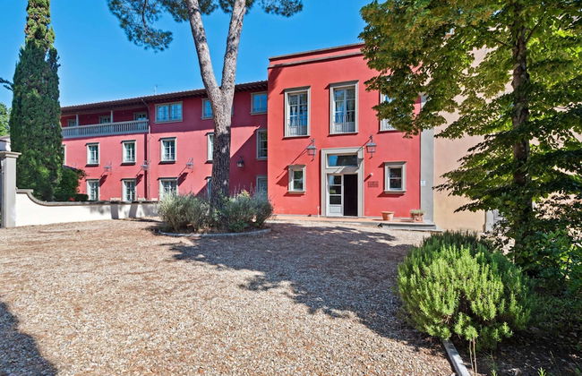 Garden & Wine Country Stay - Photo 32