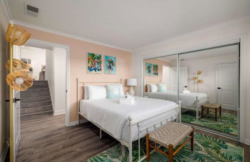 Huge House with Pool! Sleeps 16 - BBQ - Shuffleboard - Foto 31