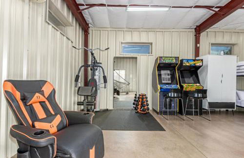 Pickleball in Paradise- 6 bedrooms pool spa arcade putting green sportspickleballvolleyball - Foto 42