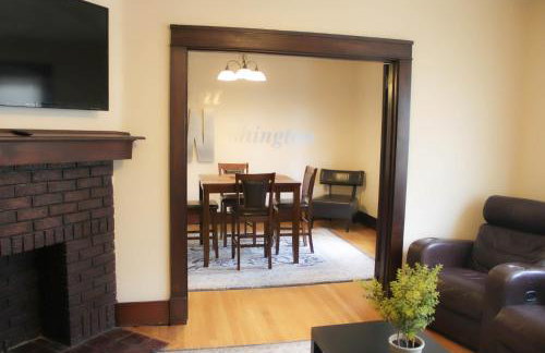 Comfy and Spacious 3 BR - Easy City Access - Foto 11