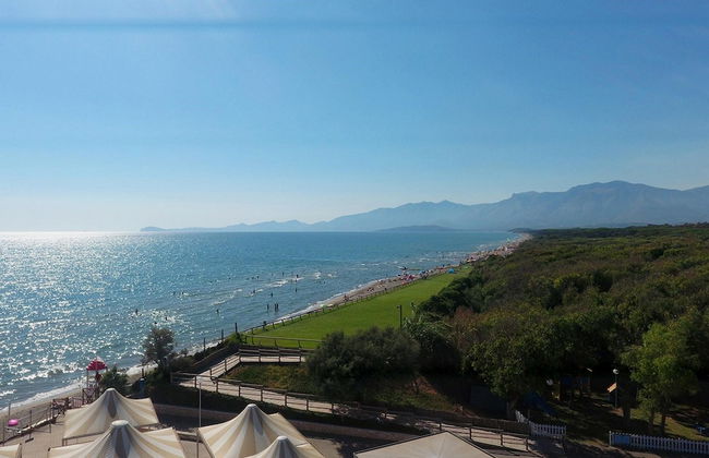 Pine-shaded Getaway w/ Pool - Foto 43