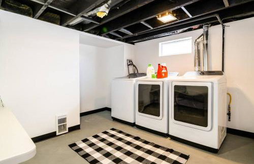 Elm St Retreat - 3 Min walk to Downtown Three Oaks - Foto 14