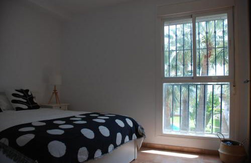 Magnífico Adosado con Piscina en Urb. Palm Beach - Foto 11