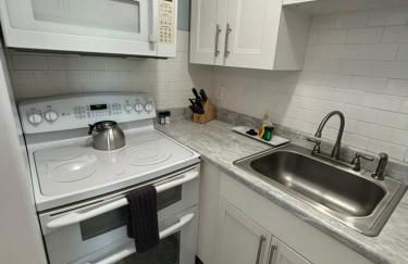 Sand Dollar Updated Kitchen Washer Dryer On River 1 Mile to Beach Sleeps 4 - Foto 17