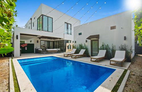 Modern Zen Oasis in Design District Sleeps 16 - Foto 3