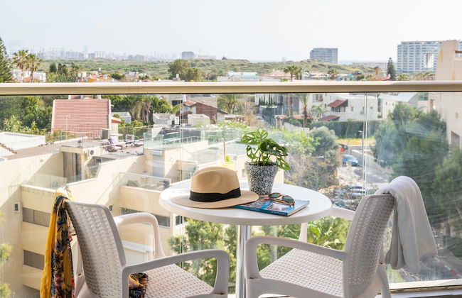 Top Tier Apartment with Swimming Pool - Foto 18