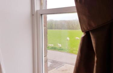 Anniston Farm Cottages - Photo 3