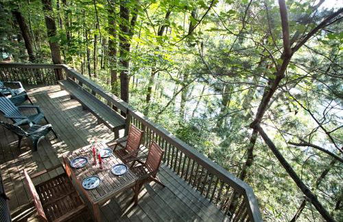 Beautiful Cabin with Hot Tub Surrounded by Trees in Confluence, Pennsylvania - Foto 3