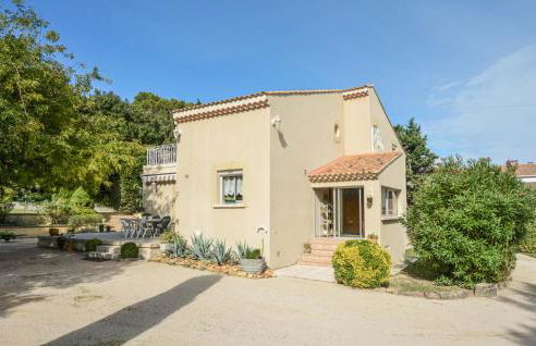 Stunning Home In Pujaut With Kitchen - Photo 8