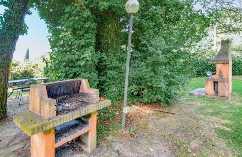 Beautiful Apartment In Cortona With Swimming Pool - Foto 32